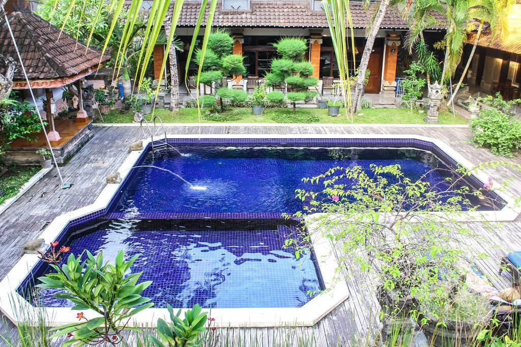 Hotel Puri Tanah Lot Kuta Lombok Exterior foto