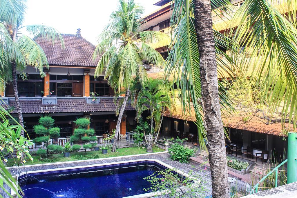 Hotel Puri Tanah Lot Kuta Lombok Exterior foto