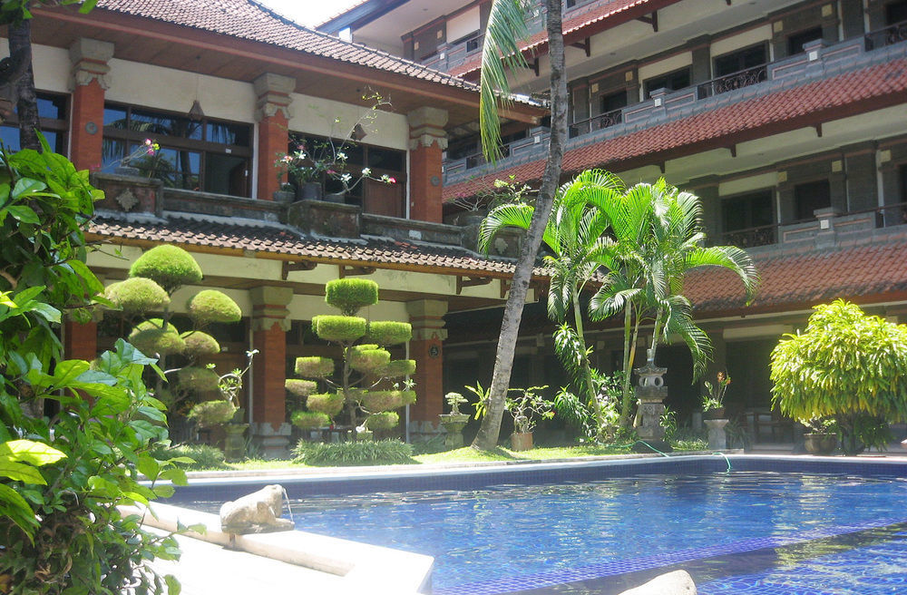 Hotel Puri Tanah Lot Kuta Lombok Exterior foto